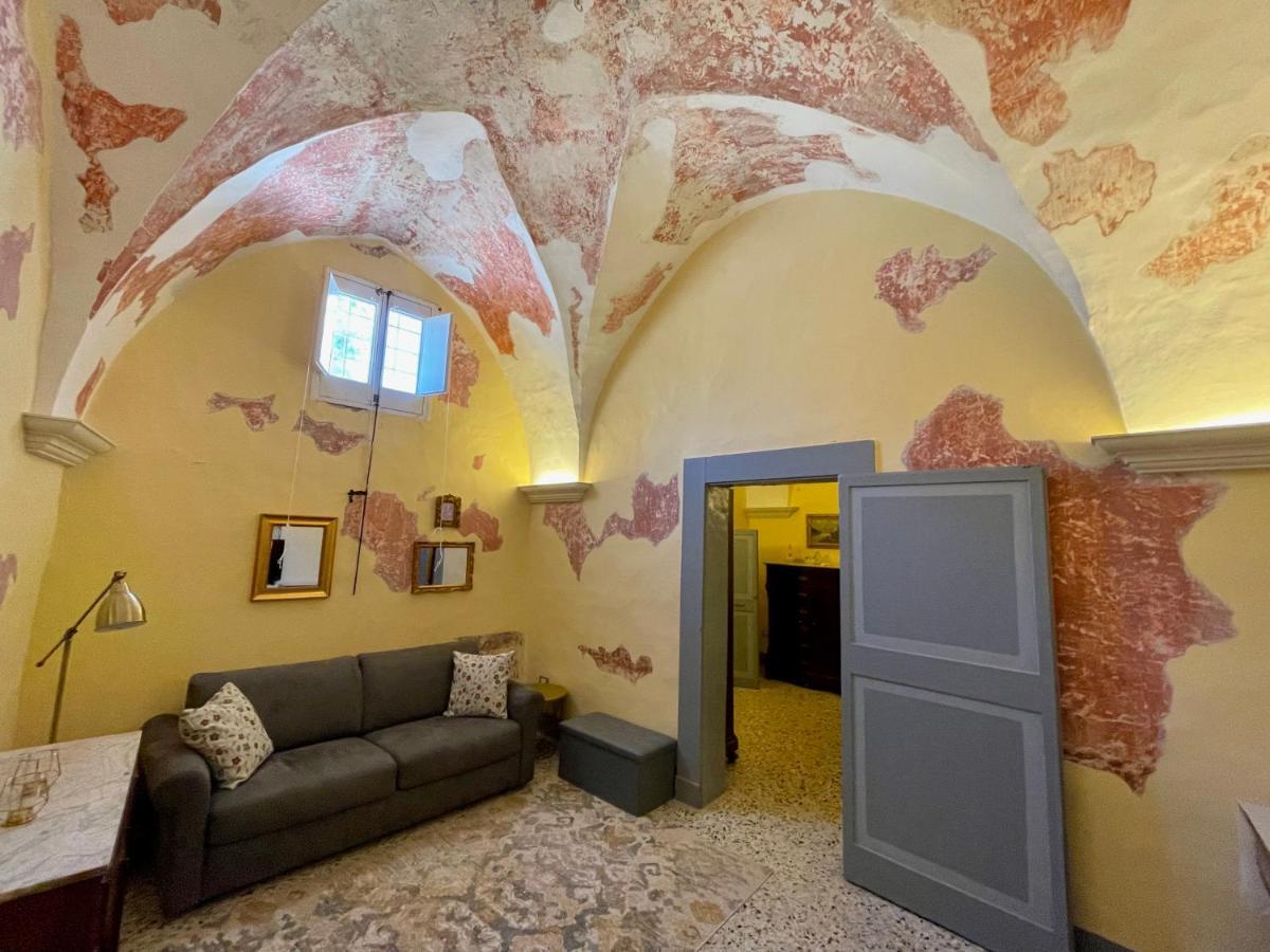 Palazzo De Carlo E Il Parco Dei 7 Pozzi Acomodação com café da manhã Lecce Exterior foto